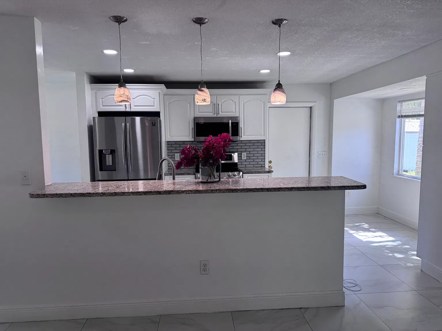 2 bed, 1110 sqft, $2,350 — Photo 4