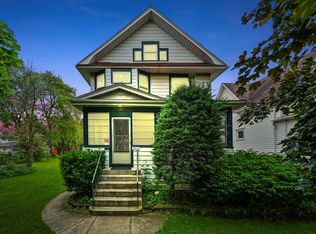 3421 Wisconsin Ave, Berwyn, IL 60402