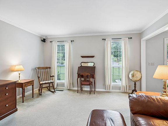 5th image of 2248 Rolling Hills Dr