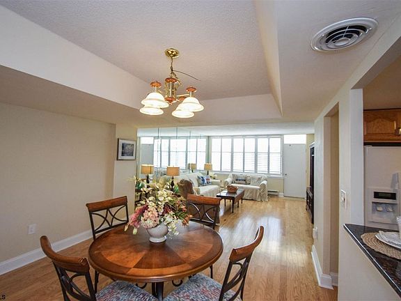 5th image of 500 Bay Ave APT 210S