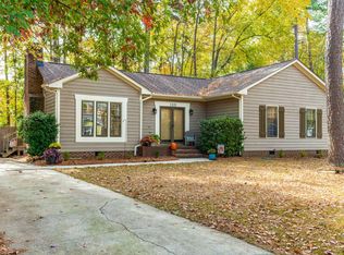 109 Loch Lomond Cir, Cary, NC 27511
