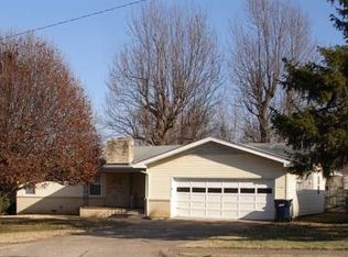 1724 S Grant Ave, Springfield, MO 65807