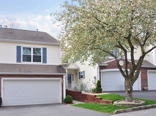 1704 Dorset Dr, North Tarrytown, NY 10591
