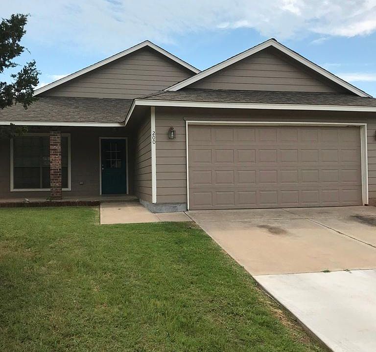 1st image of 200 Stonewood Dr