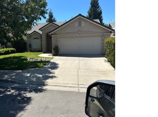 9929 N Price Ave, Fresno, CA 93720