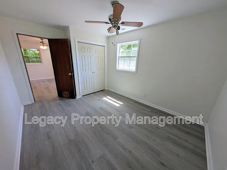 4421 Kernersville Rd — Photo 9