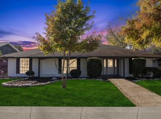 5909 Mark Ln, Rowlett, TX 75089