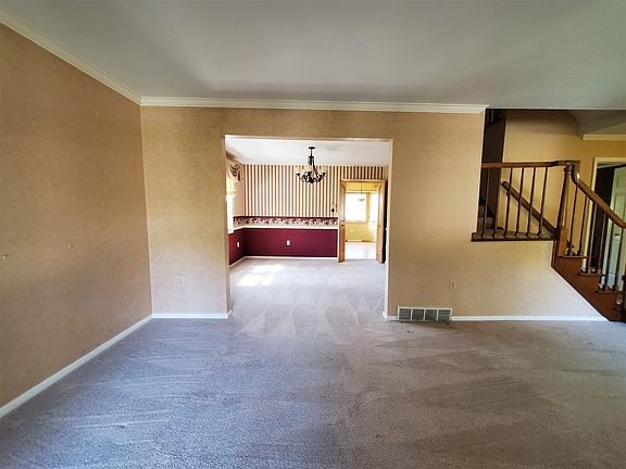 4th image of 4284 Neptune Dr
