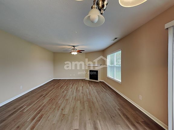 5th image of 14073 Southwood Cir