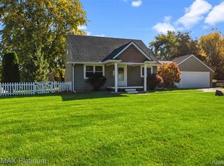 15067 Hogan Rd, Linden, MI 48451
