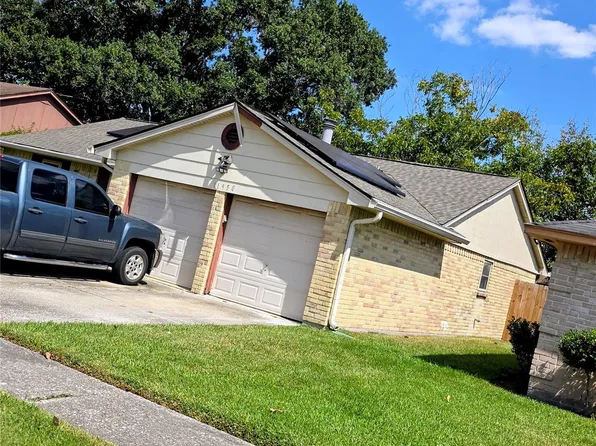 11950 Elk Springs Dr, Houston, TX 77067