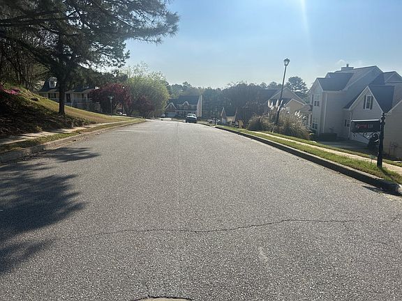 5th image of 420 Georgian Hills Dr