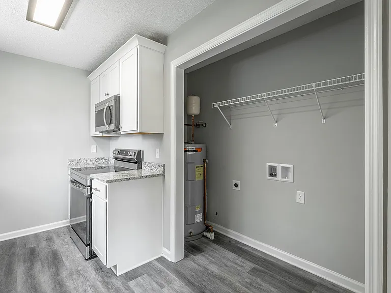 1801 S Lyerly St — Photo 14