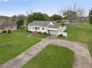 15951 River Rd, Hahnville, LA 70057