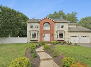 32 Franklin St, Piscataway, NJ 08854