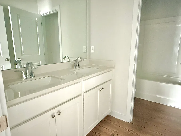 5428 Aurora Trl — Photo 19