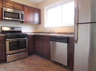 4930 Winthrop St, Oxon Hill, MD