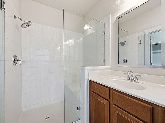primary bathroom, shower