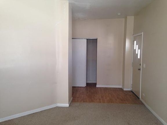 3rd image of 401 N Pennsylvania Ave APT A