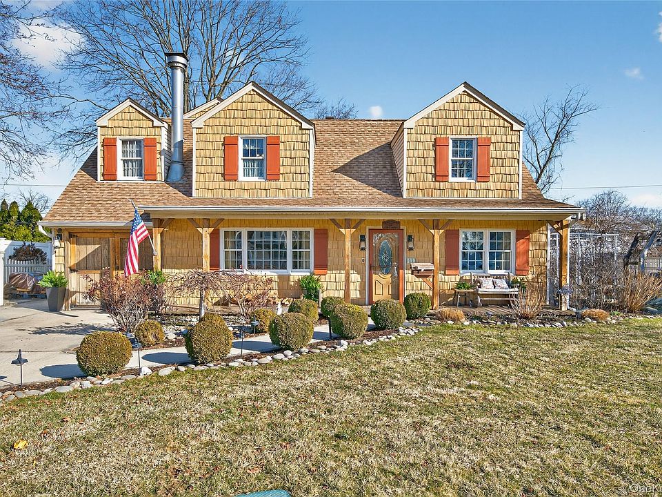 1st image of 350 Pin Oak Lane