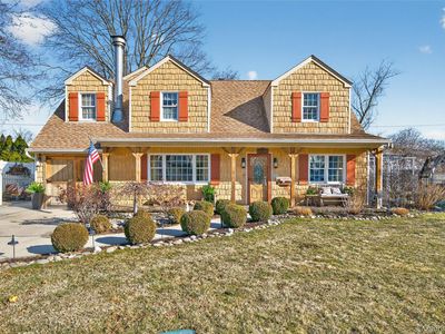 350 Pin Oak Lane, Westbury, NY, 11590