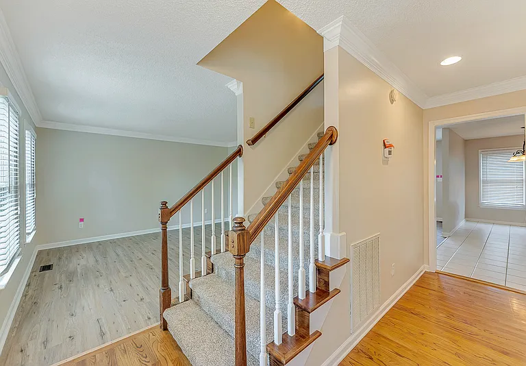 189 Merganser Blvd — Photo 4