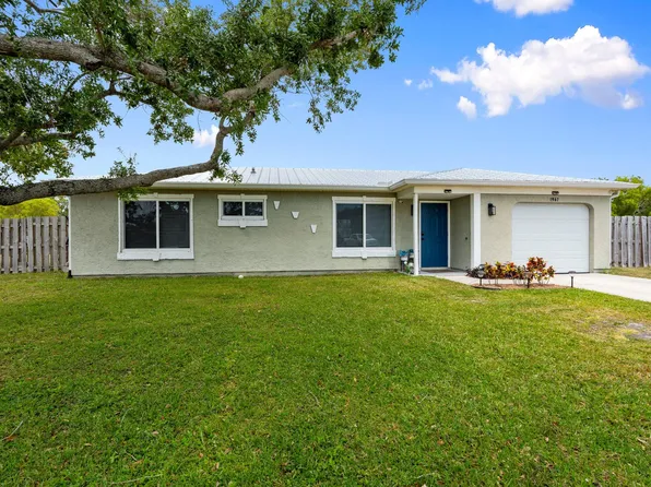 1967 SE West Dunbrooke Circle, Port St Lucie, FL 34952