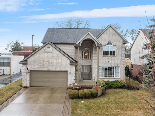 2632 Edsel St, Trenton, MI 48183