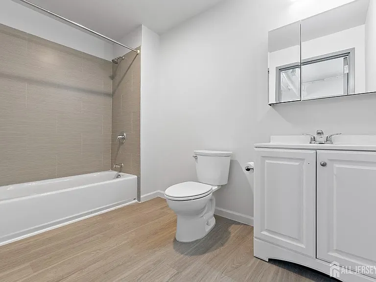 226 New Brunswick Ave #302 — Photo 8