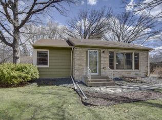 3016 Noble Ave N, Golden Valley, MN 55422