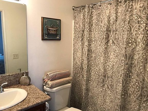 4th image of 1603 N Edgemont St APT 207