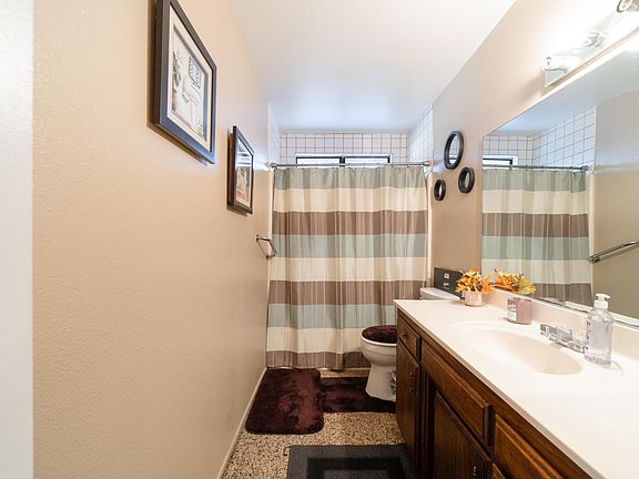 5th image of 636 E Avenue J9