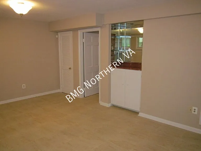 1160 Wimbledon Dr — Photo 15