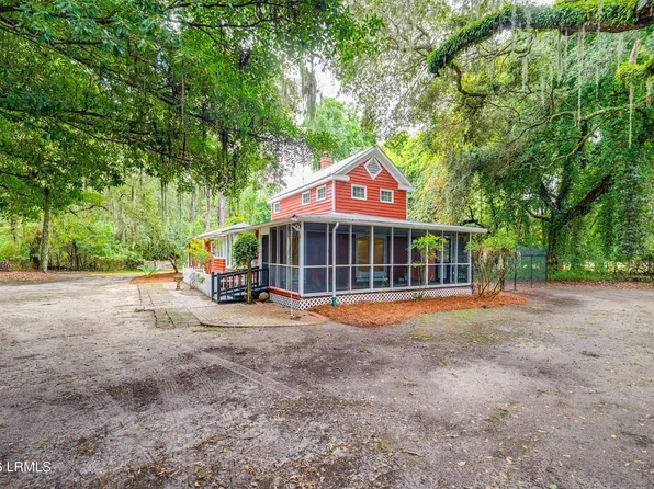 88 Mcteer Drive, St. Helena Island, SC 29920