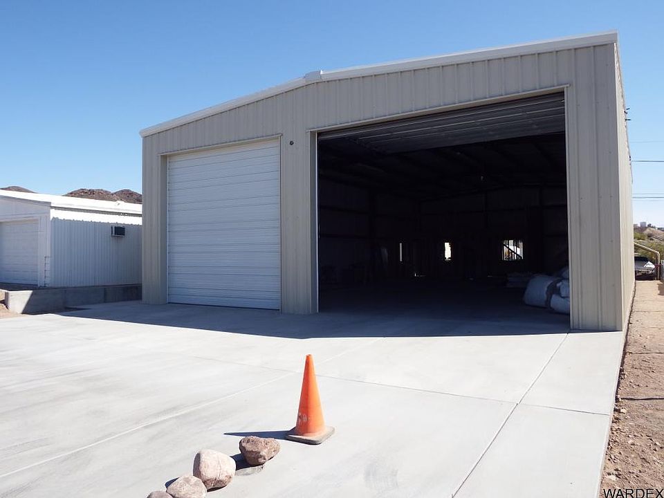 1st image of 31988 Riverview Dr