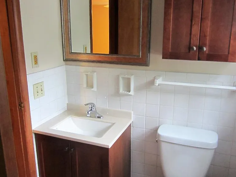 3403 N Hills Rd — Photo 12