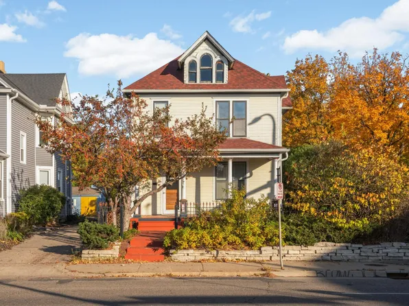 2001 University Ave NE, Minneapolis, MN 55418