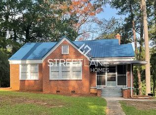 1207 5th Ave, West Point, GA 31833