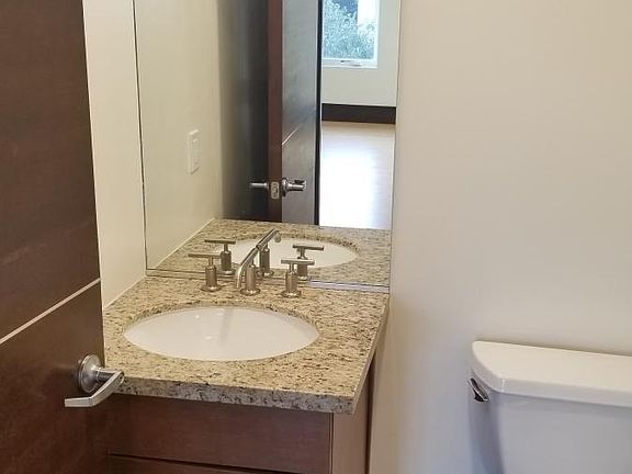4th image of 420 E Las Tunas Dr #4C