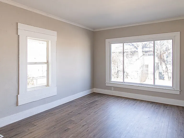 2141 Philadelphia Dr — Photo 31