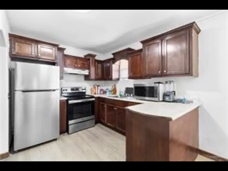 401 N Bethel St #1 — Photo 2