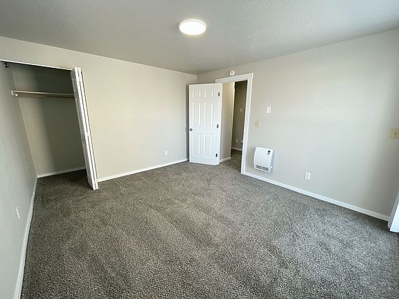 4th image of 1504 Sunset Ave