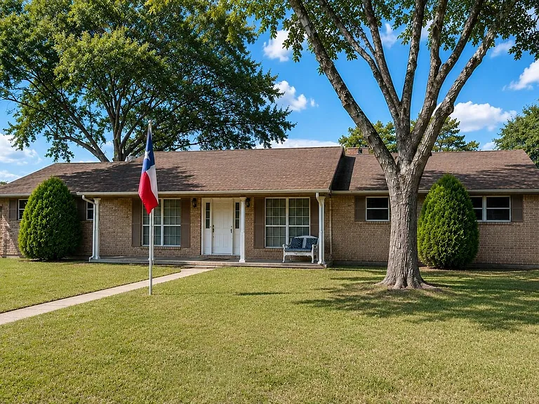 1830 Baker Dr — Photo 11