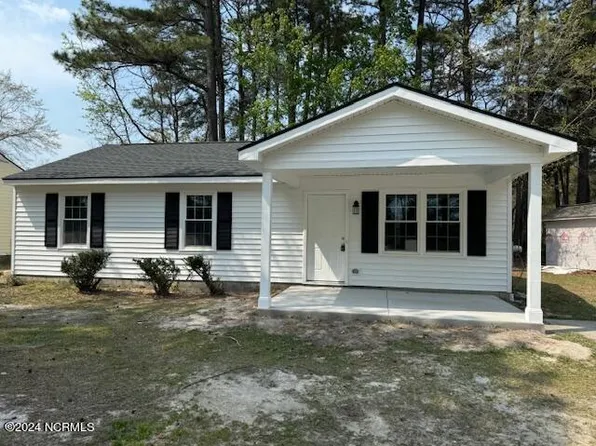 1817 East Trail Drive SE, Wilson, NC 27893