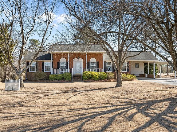 3rd image of 165 Rosser Pittman Rd