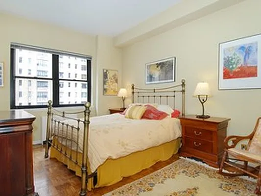 Sold by Corcoran | media 18