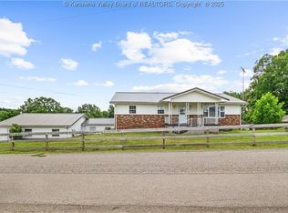 733 Divide Ridge Rd, Given, WV 25245