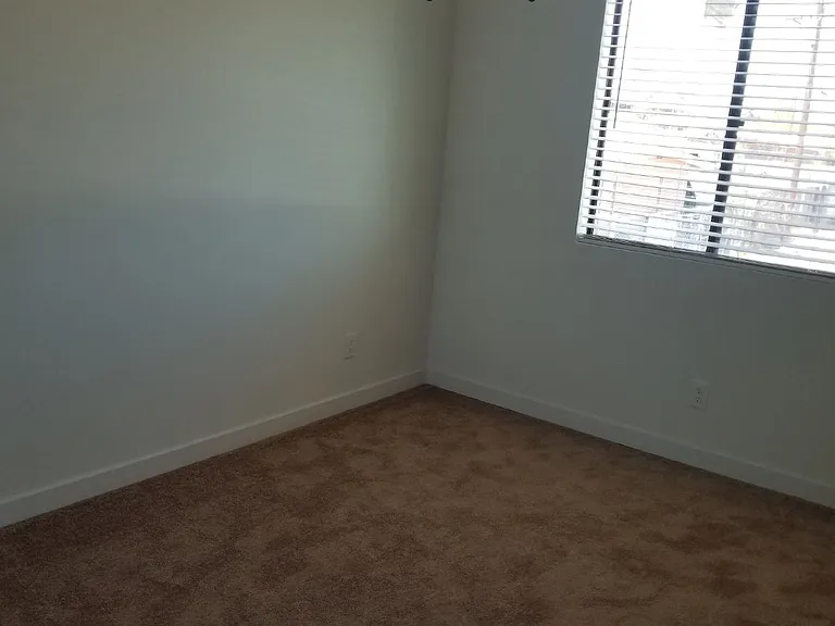 813 E Siesta Dr #D — Photo 22