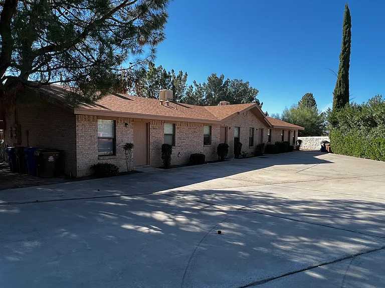Willow Brook — Photo 16