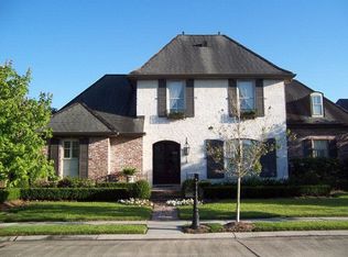 143 Versailles Dr, Houma, LA 70360